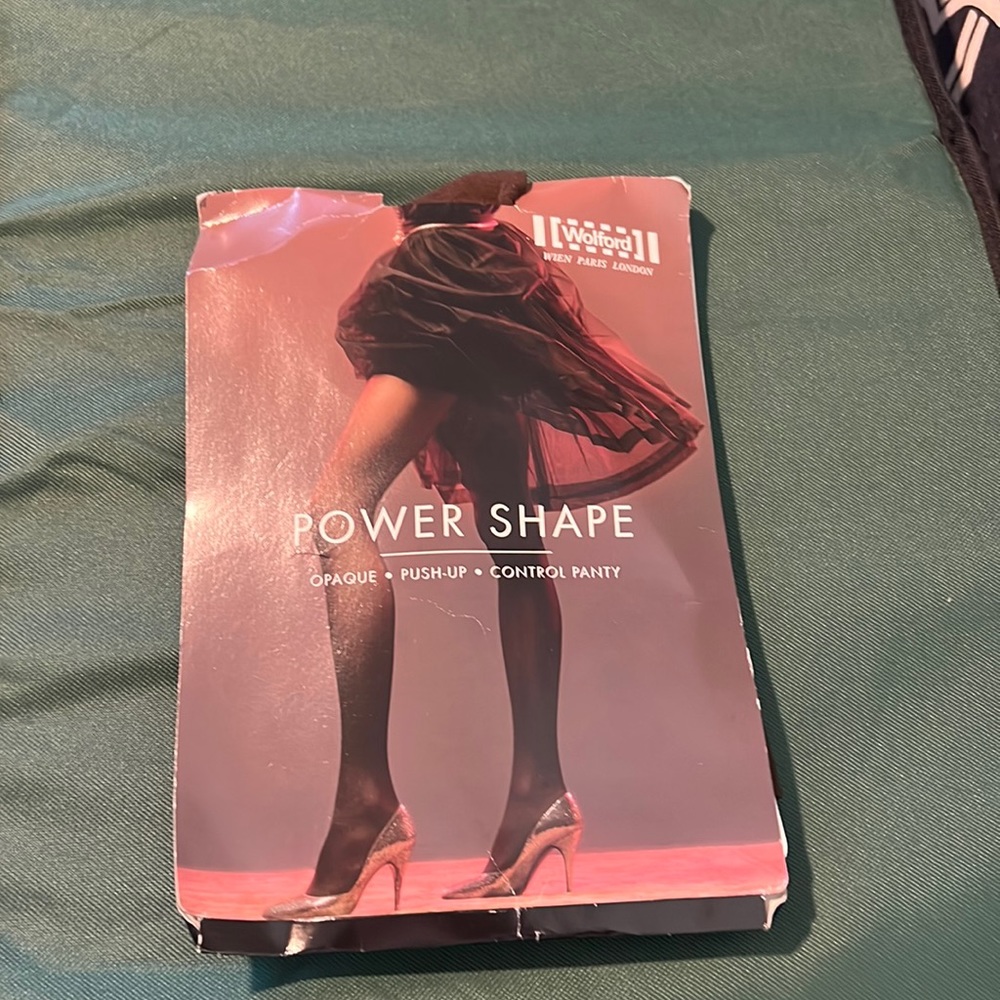 Wolford Power Shape right in opaque brown - NIP